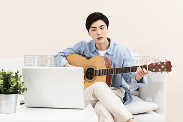 吓死鬼 推荐视频