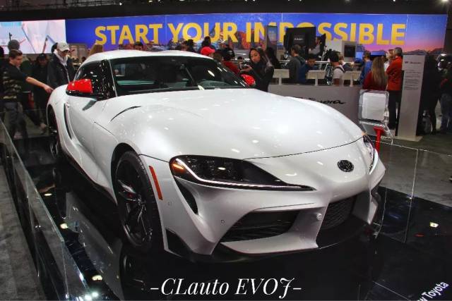 五旬老太整顿家门 推荐视频