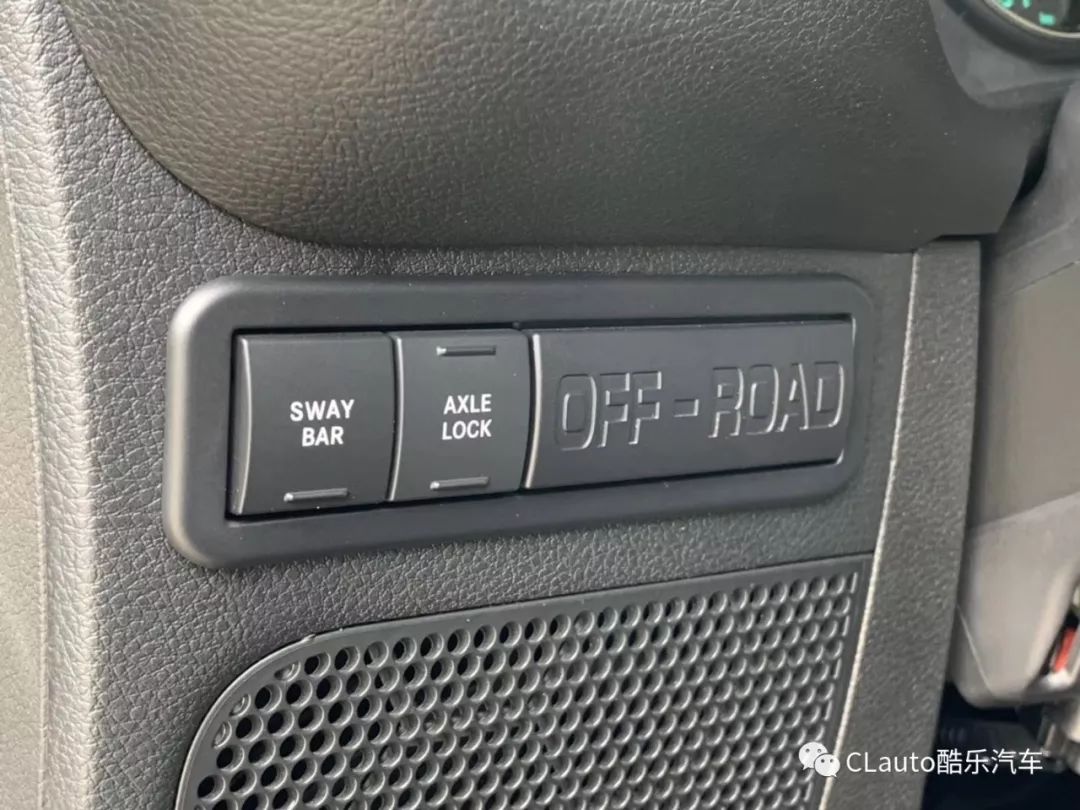 伊丽莎·施莱辛格：去掉面纱 推荐视频