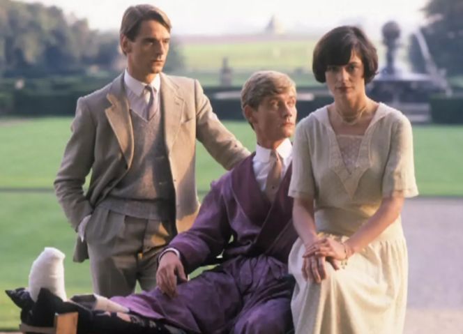 偷破天际线 产品图片