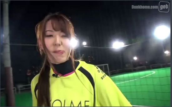 你也不美丽 视频主图