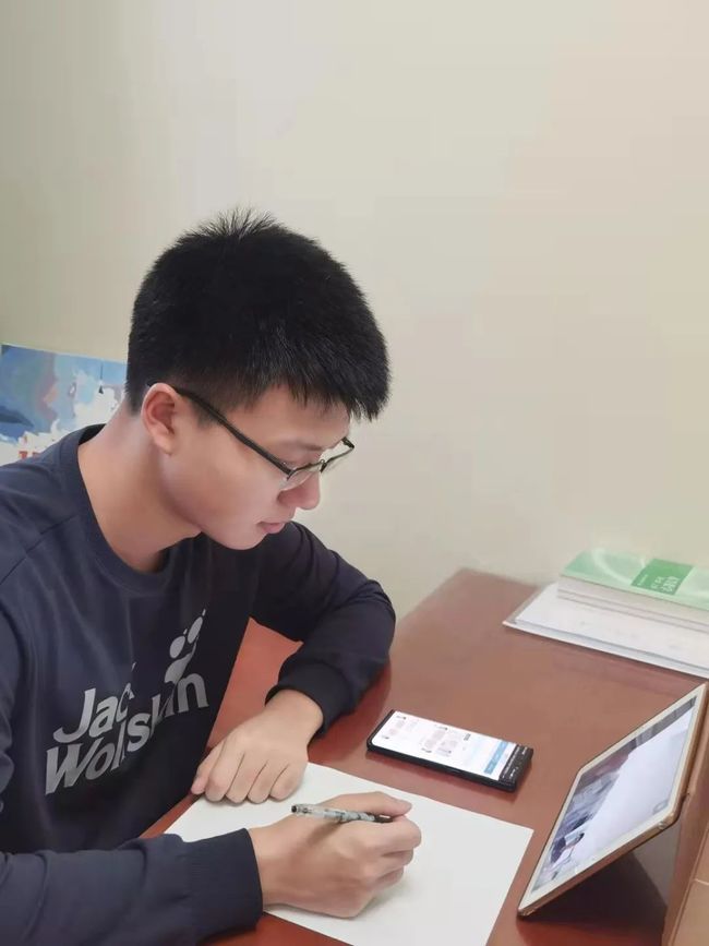 七零丑女翻身记 视频主图