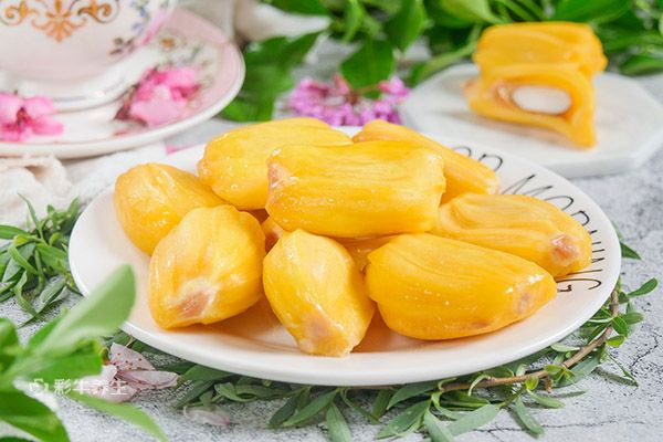 五十岁保洁重返巅峰 推荐视频