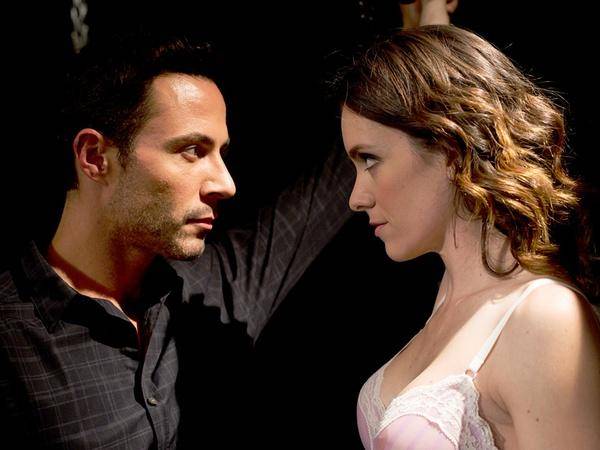 偷偷爱你 推荐视频