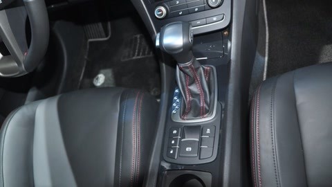 你是我的吸血鬼 推荐视频