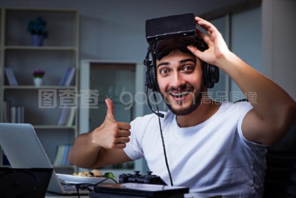 何日君再来 推荐视频