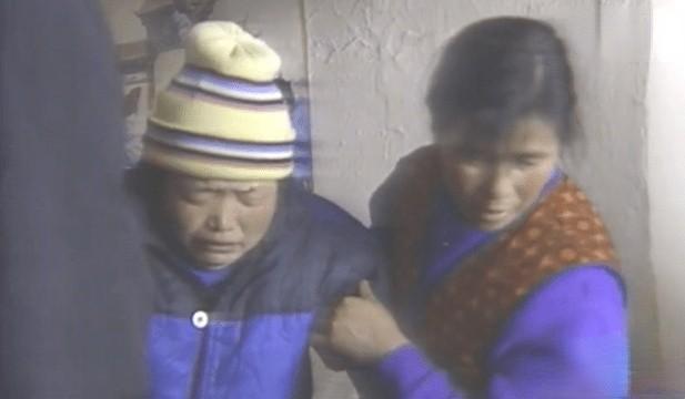 TOBOT： 机器人军团的攻击 视频主图