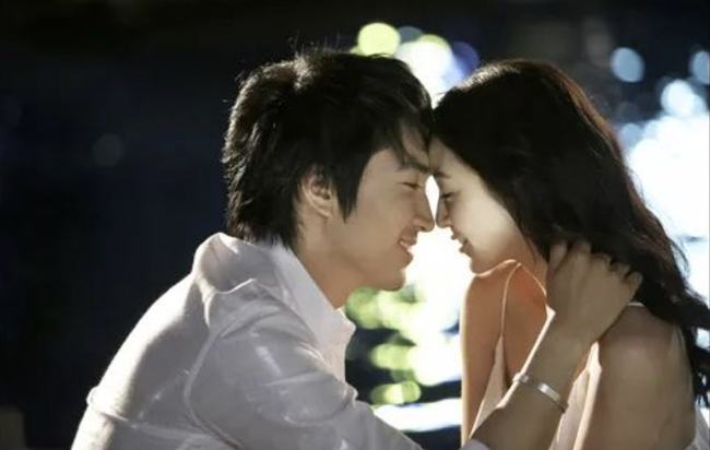 伞少女 推荐视频