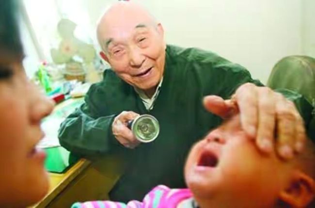 但是想结婚！BL漫画家的别扭婚活记 推荐视频