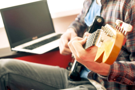 假死新人生 推荐视频