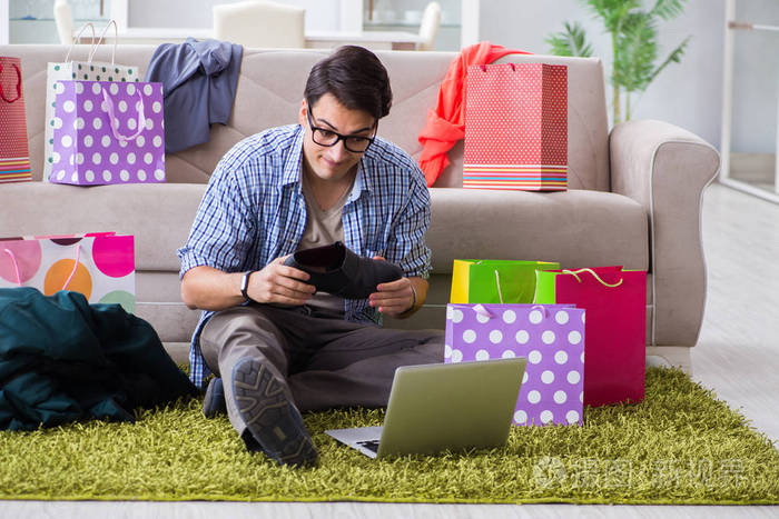 云丘邂逅 视频主图