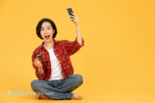 12夜（粤语版） 视频主图