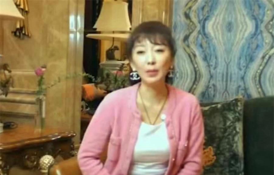 喜剧中心布鲁斯·威利斯吐槽大会 视频主图