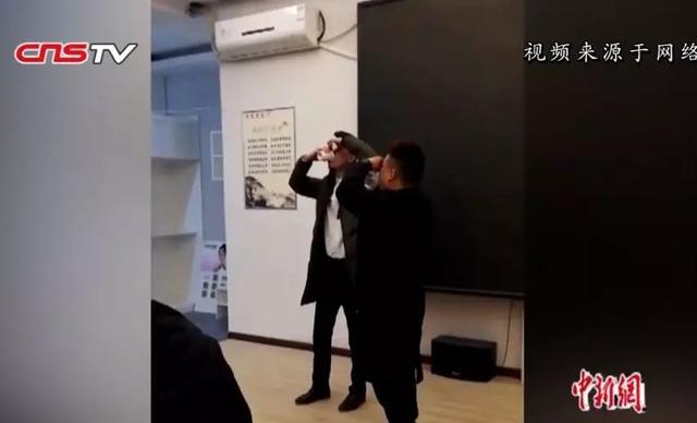 偷窥狂 推荐视频