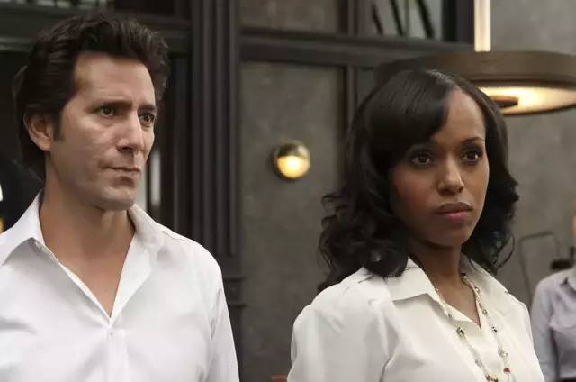 你在月夜里闪耀光辉 推荐视频